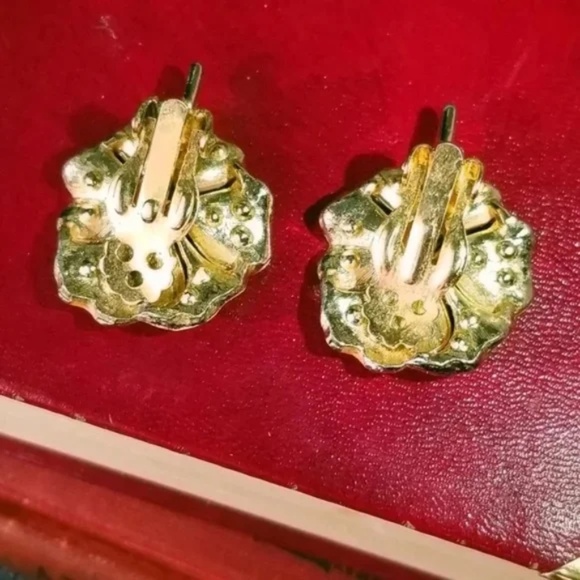 Vintage Plumeria Clip Earrings with sparkle - Picture 7 of 9